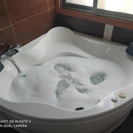 Apartman Piso En Sitio Tranquilo Zona Del Aeropuerto De Vgo