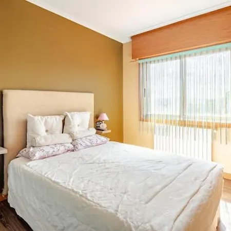 Apartment Piso En Sitio Tranquilo Zona Del Aeropuerto De Vgo